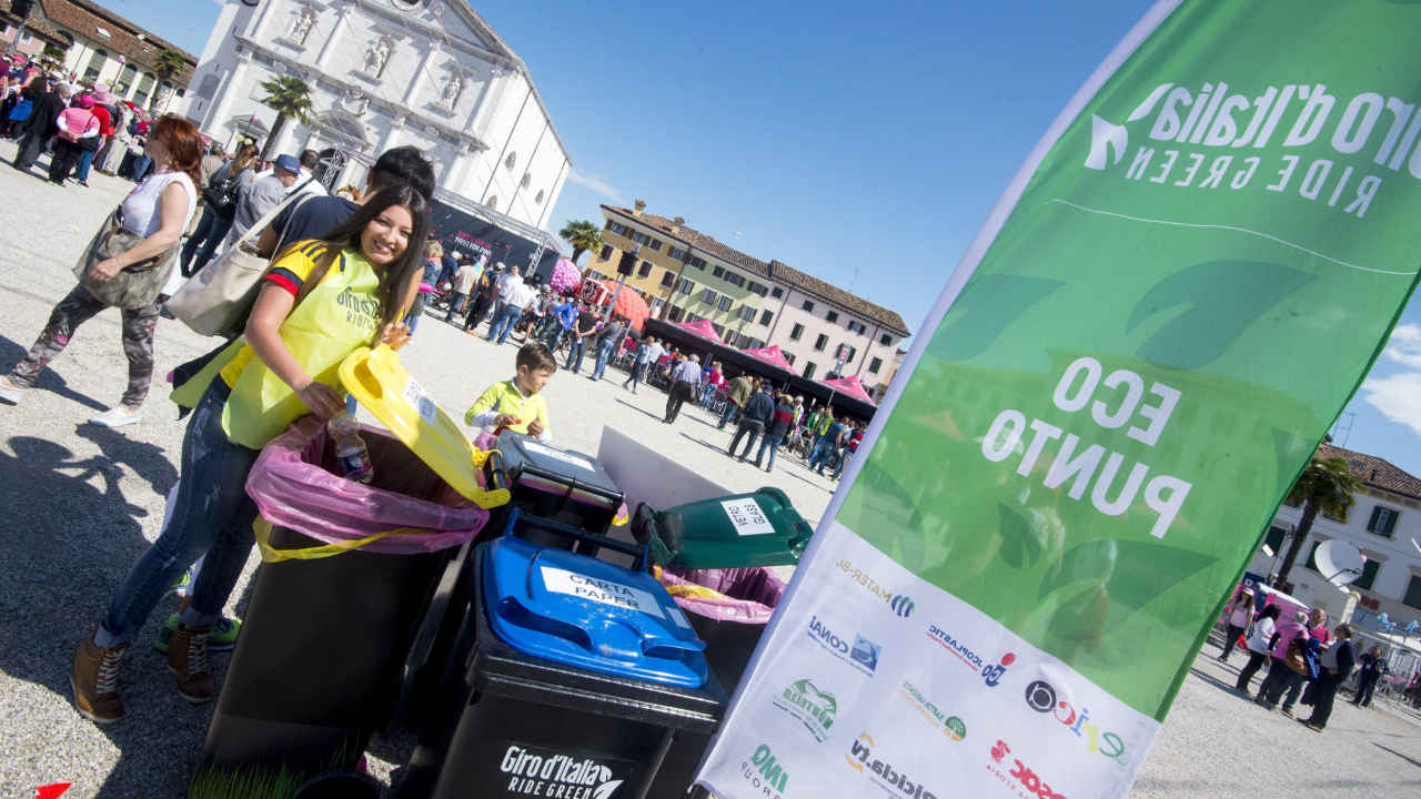 Raccolta differenziata al giro d'italia n°100 - Ecodep Smaltimento Rifiuti Sicilia