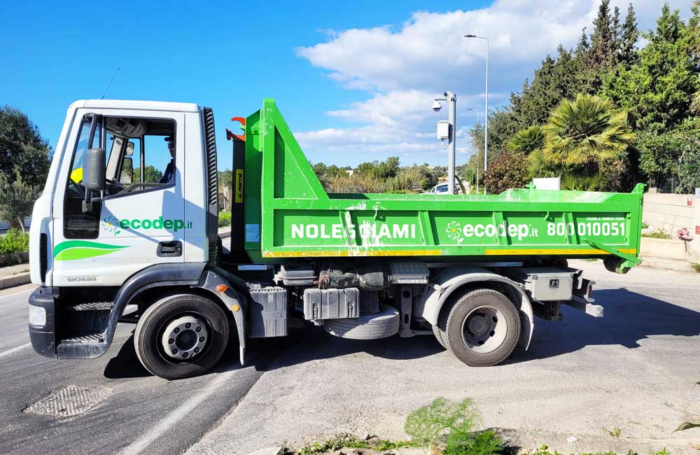 Impianti smaltimento rifiuti Noleggio casse scarrabili e contenitori omologati - Ecodep Smaltimento